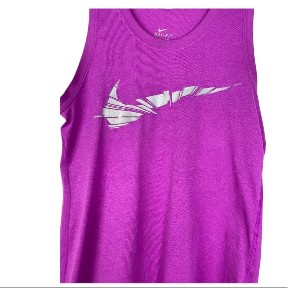 Nike Dry fit workout tank top size Medium purple - Picture 7 of 9
